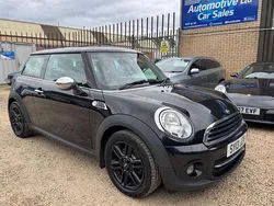 Black Used 2013 Mini Cooper Hatch Hatchback | £3,495 (Good price)