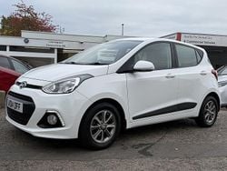 White Used 2014 Hyundai i10 Premium Hatchback | £6,299 (Fair price)