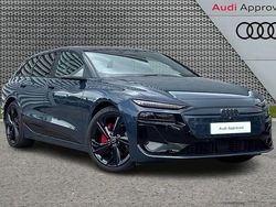 Blue Used 2025 Audi e-tron Performance SUV | £55,490