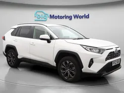 White Used 2022 Toyota RAV4 Hybrid Design SUV | £24,500 (Good price)