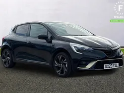 Black Used 2022 Renault Clio V Engineered Hatchback | £16,199 (Fair price)
