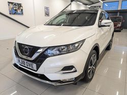 White Used 2018 Nissan Qashqai N-Connecta SUV | £9,995 (Fair price)