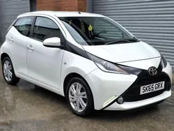 White Used 2015 Toyota Aygo x-press Hatchback | £3,995 (Fair price)