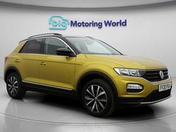 Yellow Used 2020 VW T-Roc Design SUV | £15,000 (Fair price)