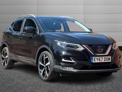 Pearl black Used 2017 Nissan Qashqai Tekna SUV | £11,495 (Fair price)