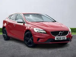 Red Used 2019 Volvo V40 R-Design Estate | £12,987 (Fair price)