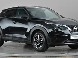Black Used 2024 Nissan Juke N-Connecta SUV | £15,699 (Fair price)