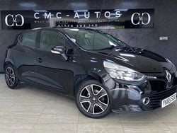 Black Used 2015 Renault Clio IV Dynamique Hatchback | £4,790 (Fair price)