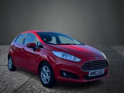 Red Used 2014 Ford Fiesta Zetec Hatchback | £2,990 (Super price)