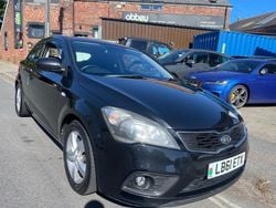 Black Used 2012 Kia ProCeed 2 Hatchback | £2,995 (Super price)