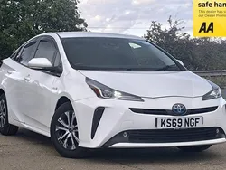 White Used 2019 Toyota Prius Active Hatchback | £16,995 (Expensive)