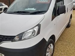 White Used 2017 Nissan NV200 Acenta Van | £6,995 (Fair price)