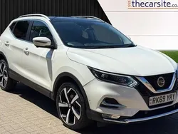 White Used 2019 Nissan Qashqai Tekna SUV | £15,495 (Fair price)