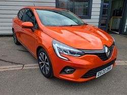 Orange Used 2020 Renault Clio V Iconic Hatchback | £10,995 (Fair price)