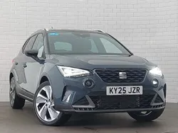 Blue New 2025 Seat Arona FR Sport SUV | £20,998 (Fair price)