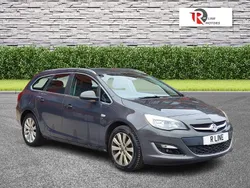 Grey Used 2014 Vauxhall Astra Elite Estate | £3,195 (Good price)