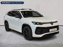 White Used 2025 VW Touran R-line Edition MPV | £43,999
