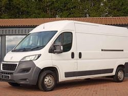 White Used 2018 Peugeot Boxer Van | £6,290 (Good price)