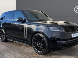 Black Used 2024 Land Rover Range Rover SE SUV | £92,428 (Good price)