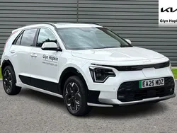 White New 2025 Kia e-Niro 4 SUV | £30,616 (Expensive)