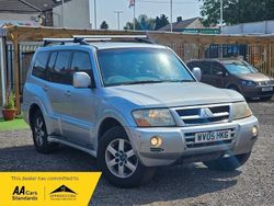 Silver Used 2005 Mitsubishi Shogun Elegance SUV | £2,990 (A bit pricey)