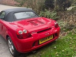 Red Used 2004 Toyota MR2 Cabriolet | £2,000 (Super price)