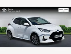 White Used 2022 Toyota Yaris Hybrid Hatchback | £17,952 (Fair price)