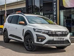 White Used 2025 Dacia Jogger Extreme MPV | £22,995 (Fair price)