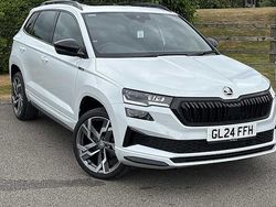 Moon white metallic Used 2024 Skoda Karoq SportLine SUV | £30,495 (Expensive)
