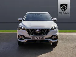 White Used 2022 MG HS Exclusive SUV | £16,400 (Fair price)