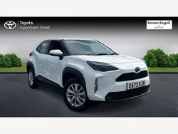 White Used 2023 Toyota Yaris Hybrid Hatchback | £20,885 (A bit pricey)