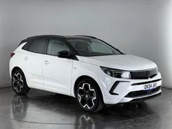 White Used 2024 Vauxhall Grandland X Ultimate SUV | £21,250 (Fair price)