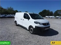 White Used 2020 Peugeot Expert Van | £11,700 (Fair price)