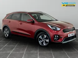 Red Used 2022 Kia Niro 2 SUV | £13,995 (Super price)
