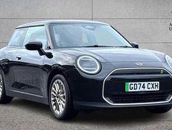 Black Used 2024 Mini Cooper SE Hatch Hatchback | £26,940