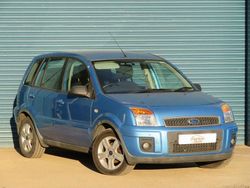 Blue Used 2009 Ford Fusion Zetec Hatchback | £3,290 (Fair price)