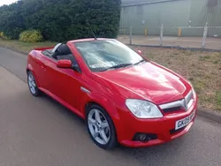 Red Used 2009 Vauxhall Tigra Cabriolet | £4,000
