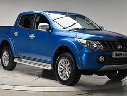 Blue Used 2019 Mitsubishi L200 Pickup | £20,995 (Expensive)