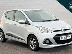 Silver Used 2016 Hyundai i10 Premium Hatchback | £7,991 (Fair price)