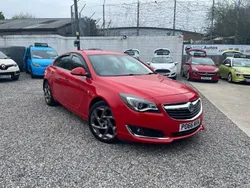 Red Used 2016 Vauxhall Insignia SRi Hatchback | £6,999 (Fair price)