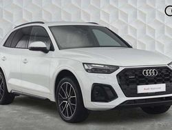 White Used 2022 Audi Q5 Comfort SUV | £36,000 (Fair price)