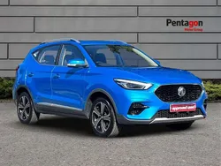 Blue Used 2021 MG ZS Excite Sedan | £10,594 (Fair price)