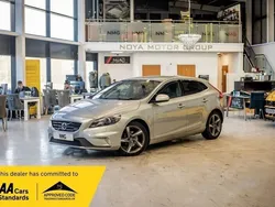Silver Used 2015 Volvo V40 R-Design Estate | £5,199 (Fair price)