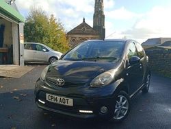 Black Used 2014 Toyota Aygo Hatchback | £2,699 (Good price)