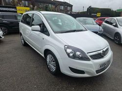 White Used 2014 Vauxhall Zafira MPV | £3,500 (Fair price)