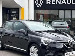 Metallic diamond black Used 2021 Renault Clio V Play Hatchback | £12,238 (Good price)