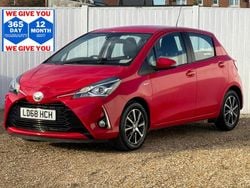 Red Used 2018 Toyota Yaris Hybrid Hatchback | £13,999 (Fair price)