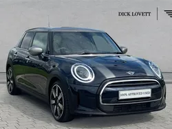 Black Used 2022 Mini Cooper Exclusive Hatchback | £17,650 (Expensive)