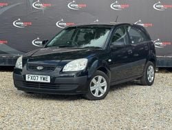 Black Used 2007 Kia Rio Hatchback | £895 (Fair price)