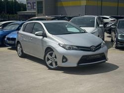 Silver Used 2012 Toyota Auris Sport Hatchback | £4,500 (Good price)